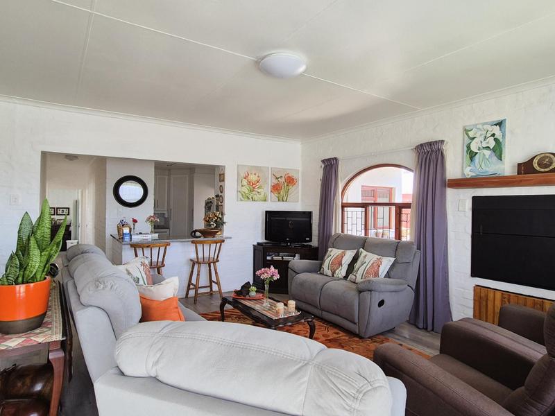 3 Bedroom Property for Sale in Kleinbaai Western Cape